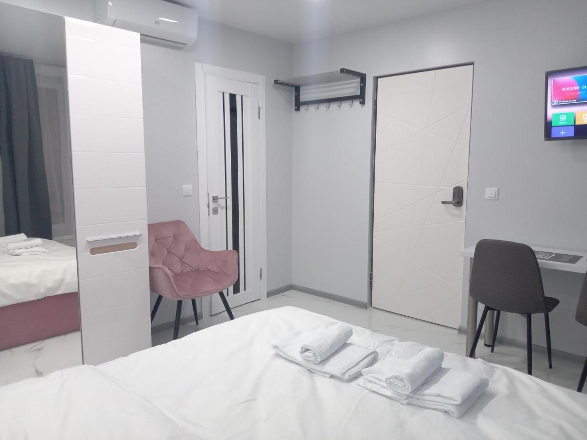 New Apartments Vip 3 利沃夫 外观 照片