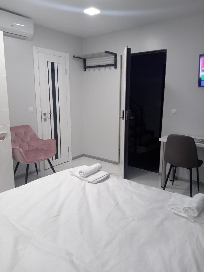New Apartments Vip 3 利沃夫 外观 照片